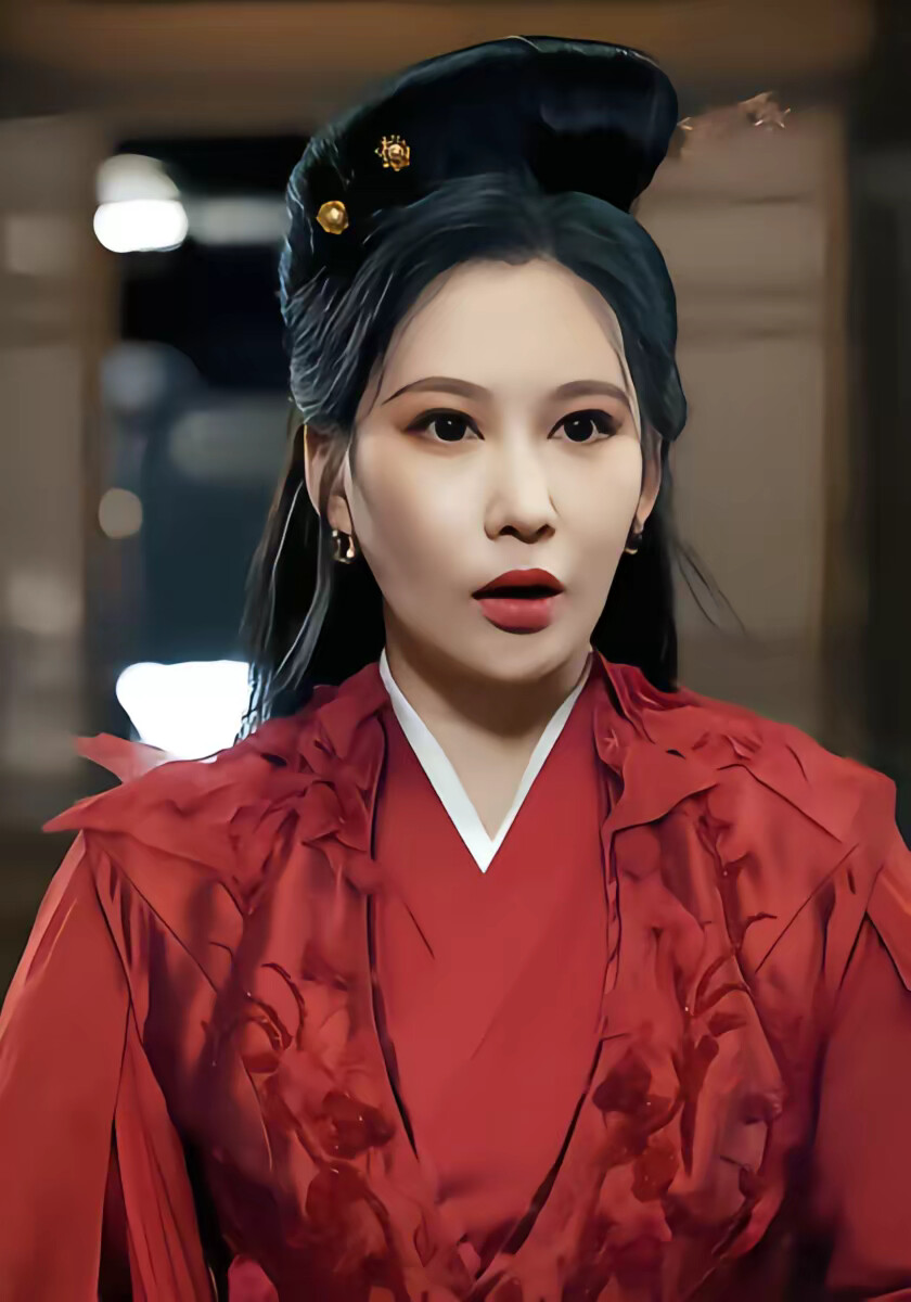 《幼崽被找回，魔尊亲爹一心洗奶瓶》剧照