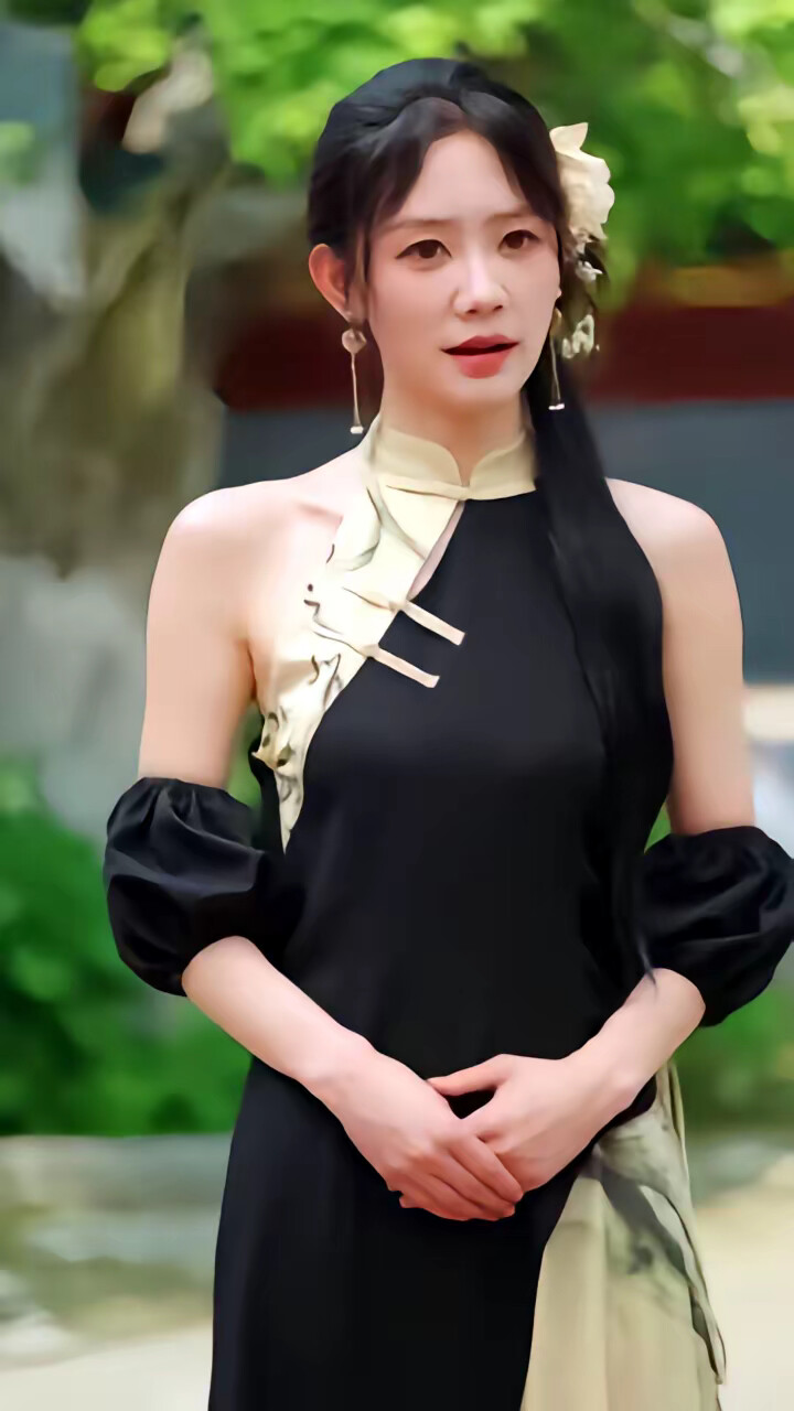 《裁员后万宝认主》剧照