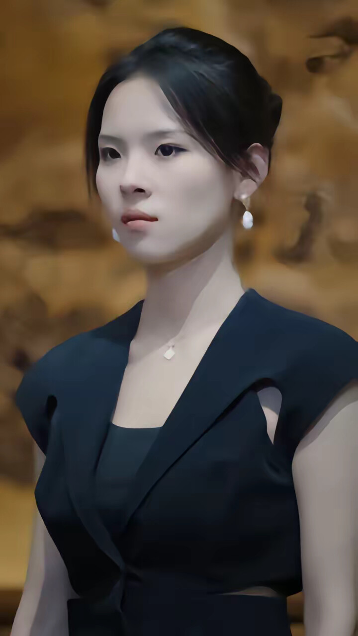 《他似青山》剧照