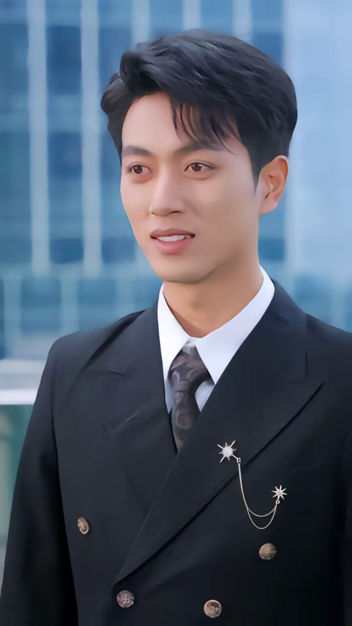 《太公助我：从净身出户到人生赢家》剧照