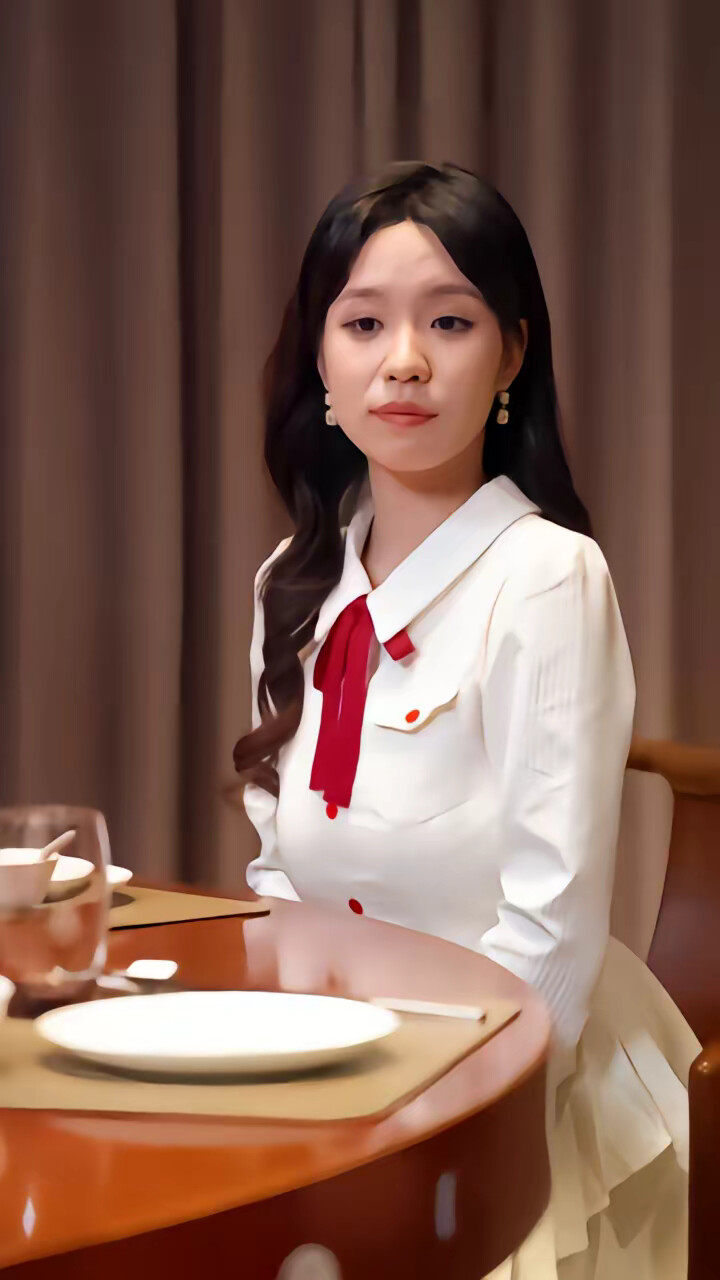 《重生刚想努力，父母离婚了》剧照