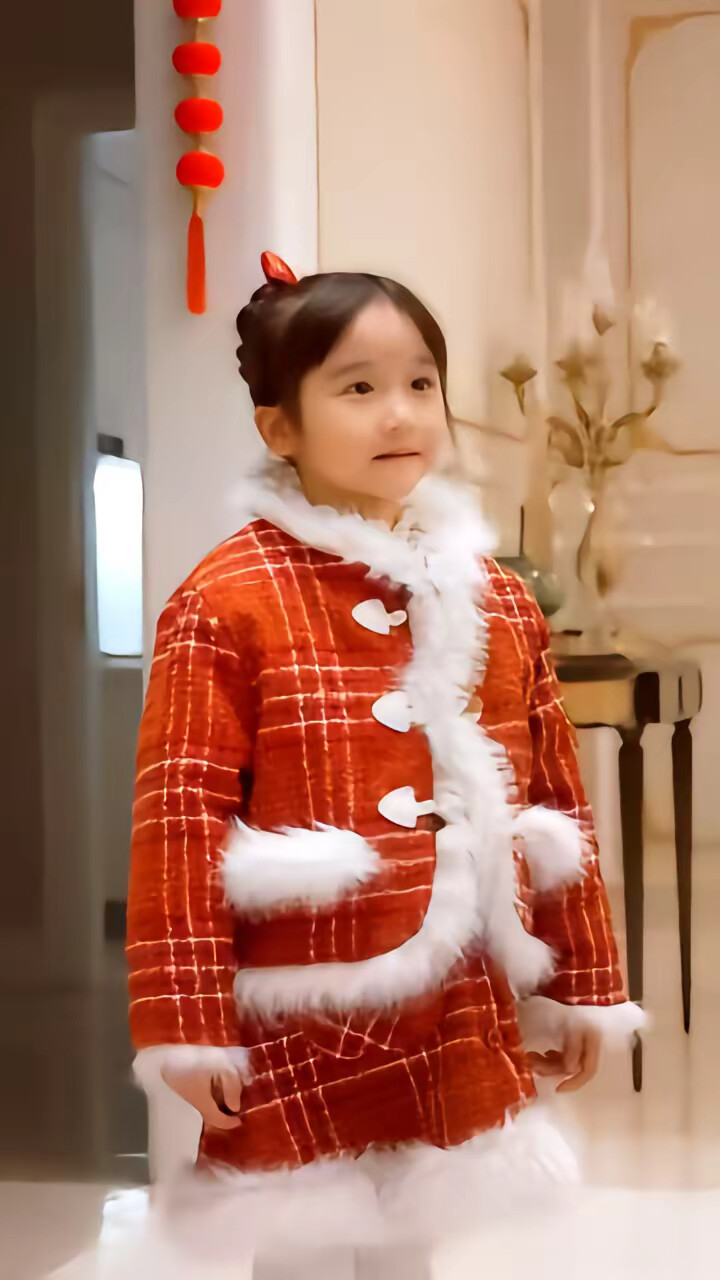 《年兽福星护爹地》剧照