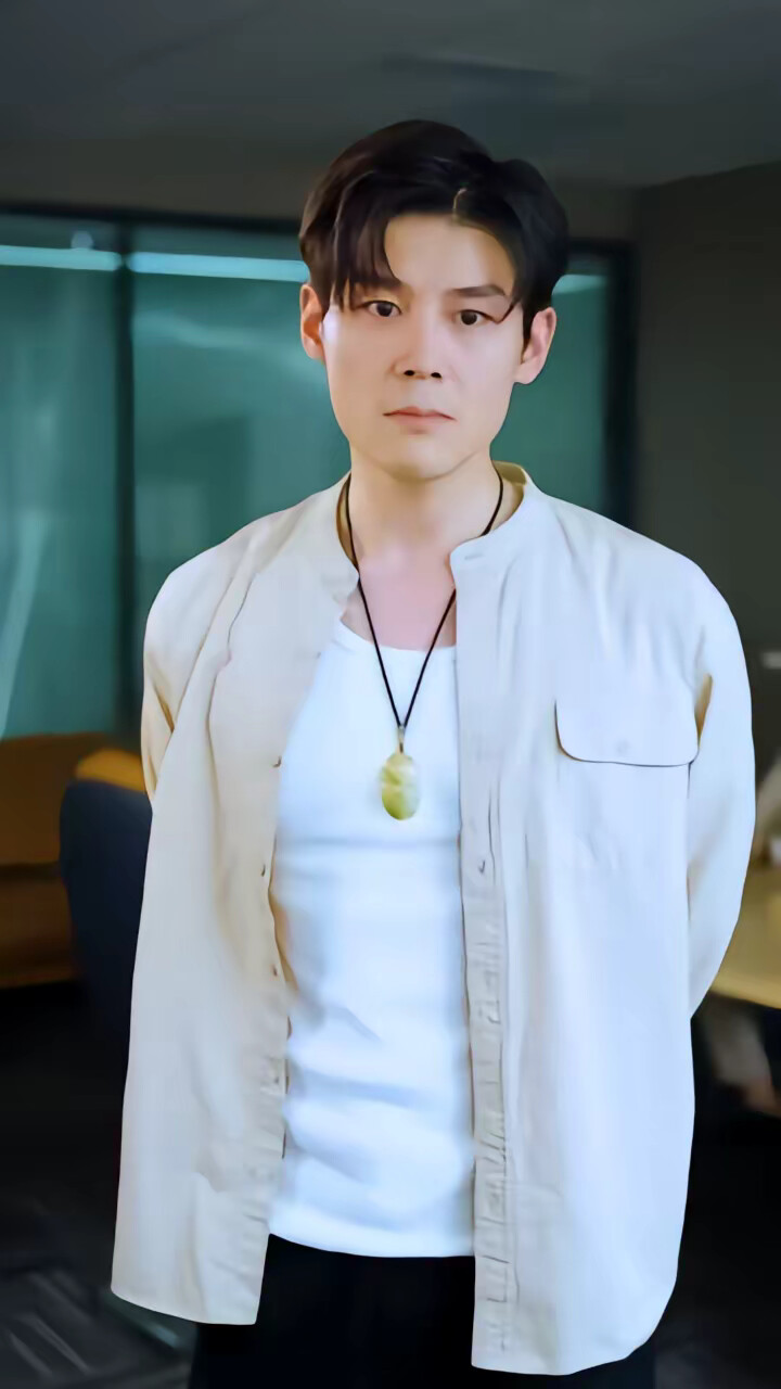 《上山遇女妖，觉醒神医传承》剧照