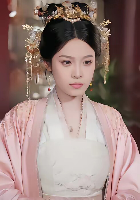 《听懂毛绒绒后，摄政王爹爹宠翻天》剧照