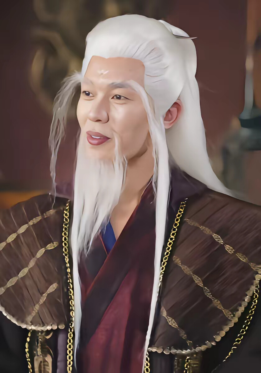 《上交亿倍灵石入宗，吓坏女帝师尊》剧照