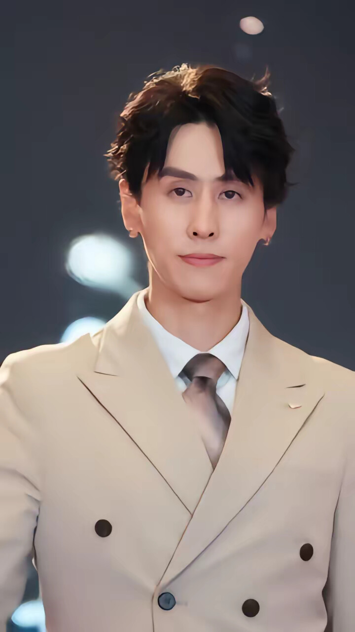 《天后退婚，我歌神马甲藏不住了》剧照