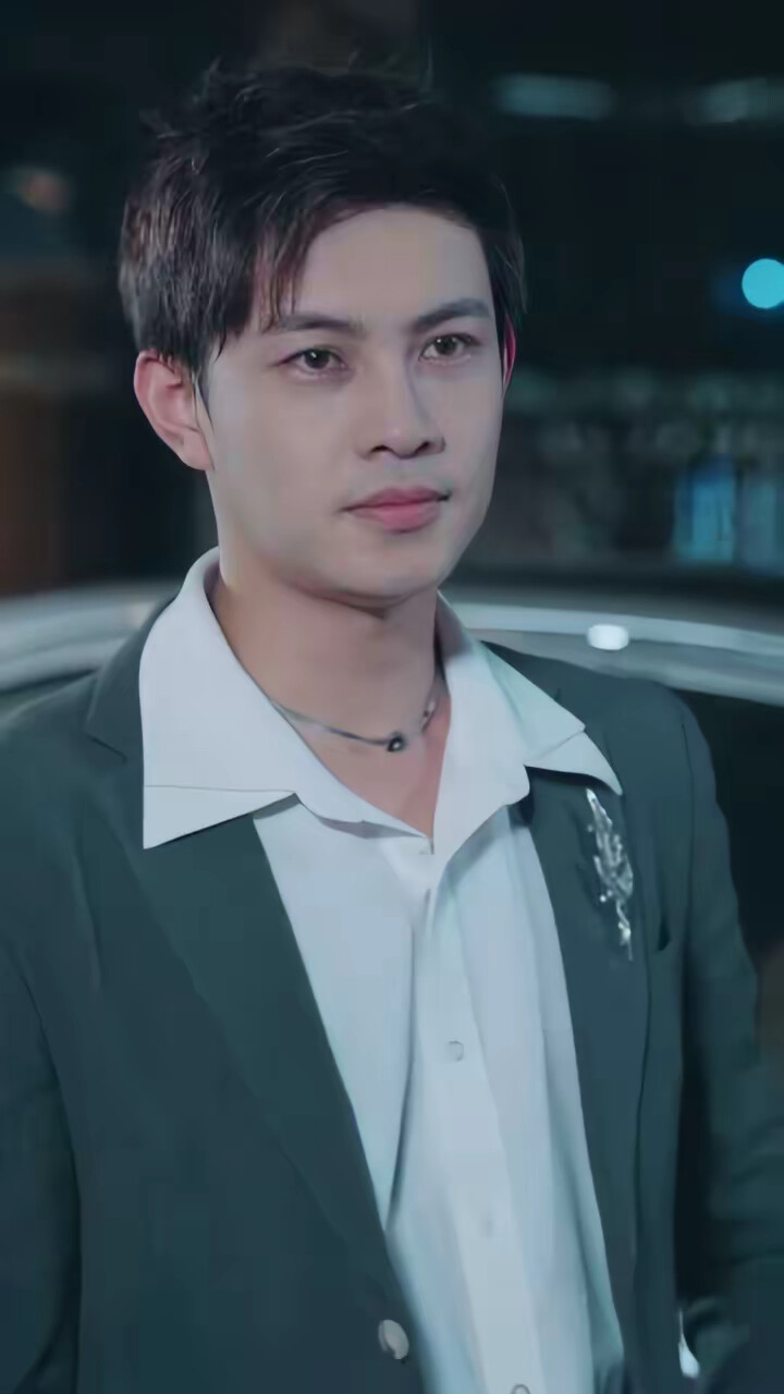 《不当工具人后，我靠系统起飞》剧照