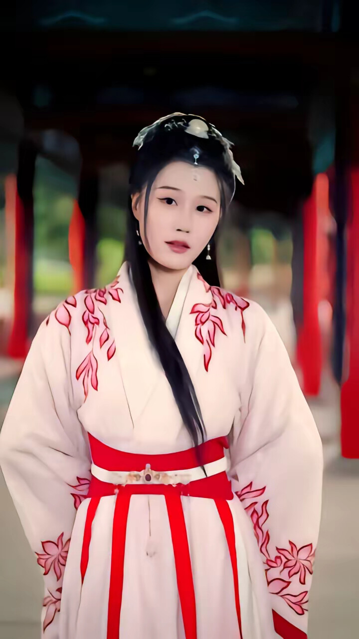 《家族太无敌，逼得系统黑化升级》剧照