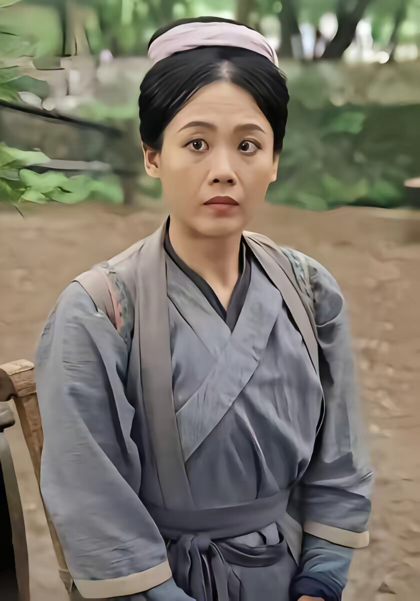 《我在荒年收古董》剧照