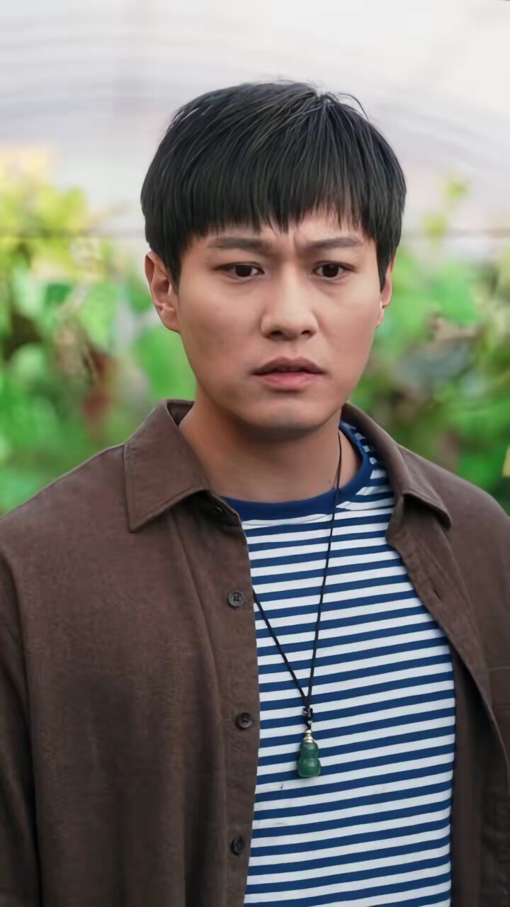 《我把留守村打造成了首富村》剧照