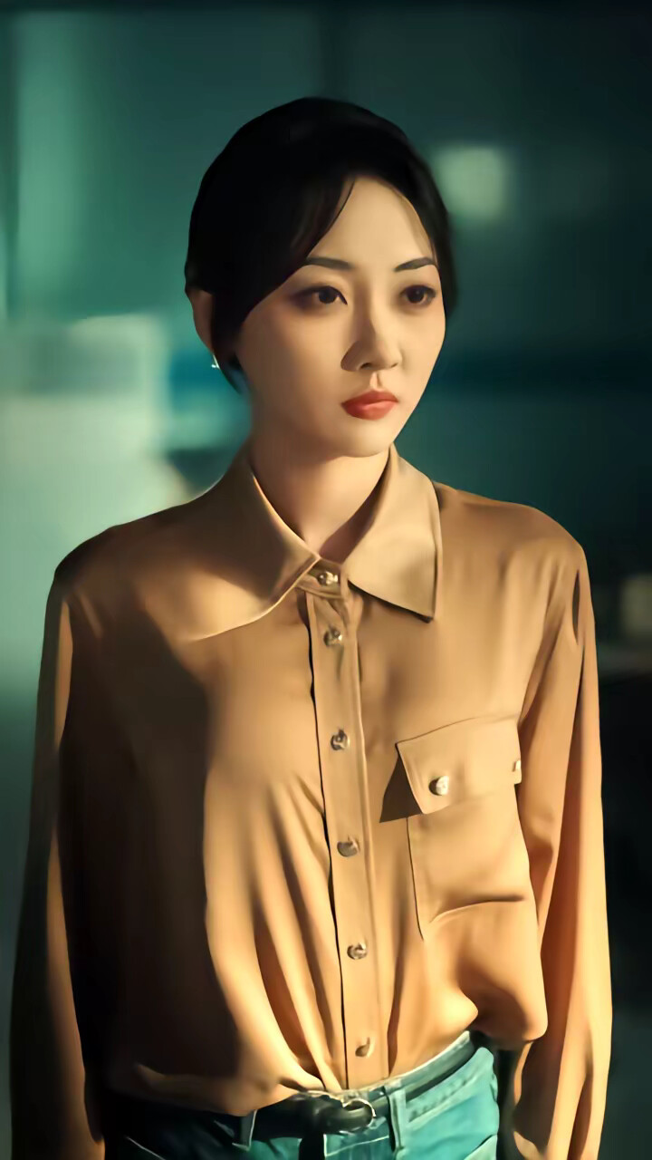 《我将爱意藏于身后》剧照