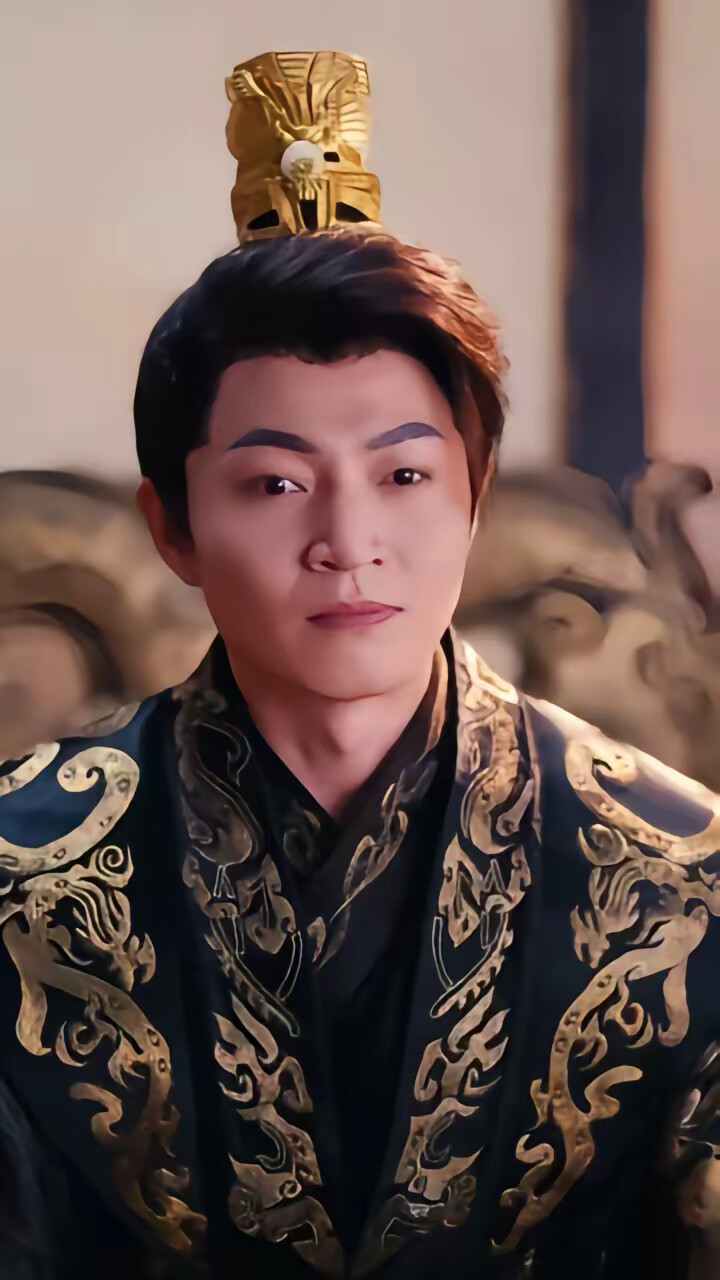 《让你去和亲，你在敌国登基了》剧照