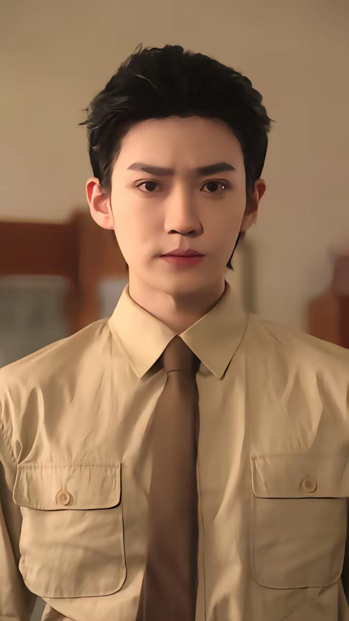 《资本家大小姐，挖空家产寻夫》剧照