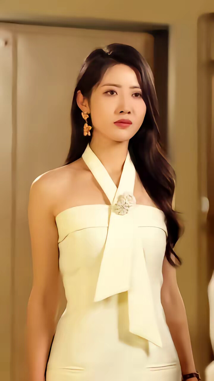 《我的眼睛能无限鉴定》剧照