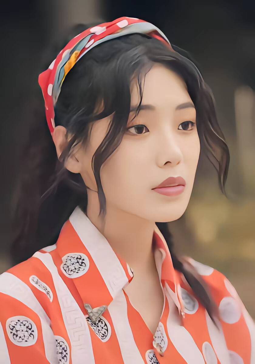 《斯文医生脸红红，追着老婆哄》剧照