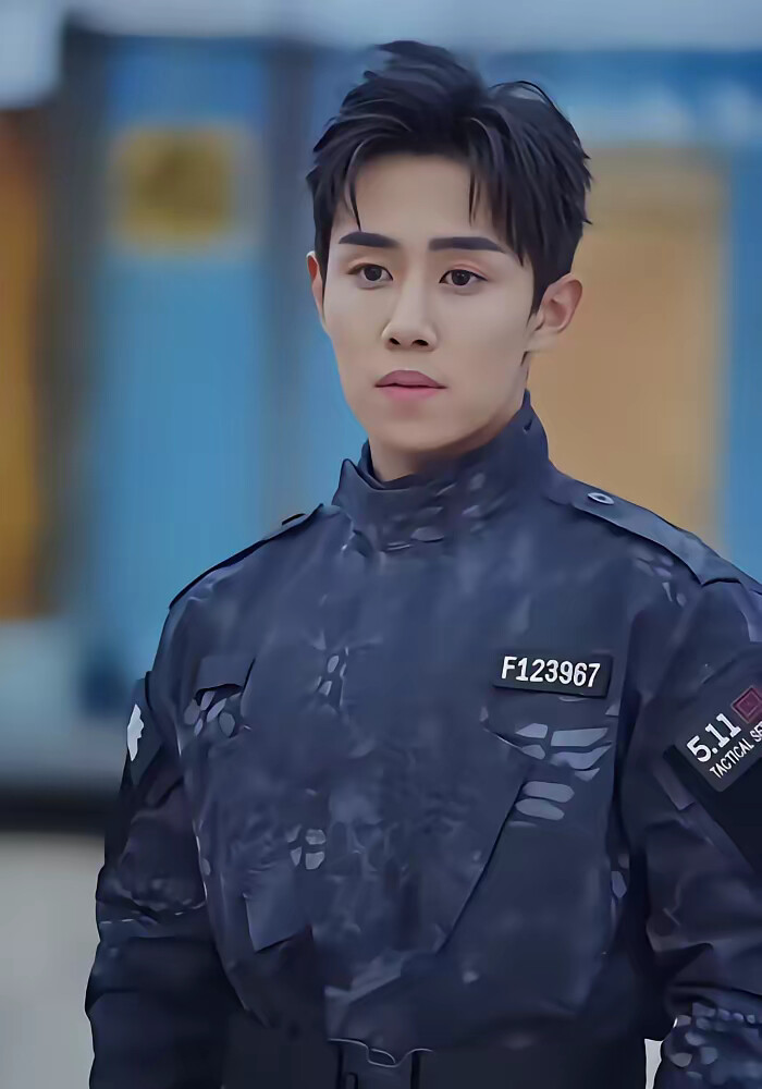 《海风拂心湖》剧照