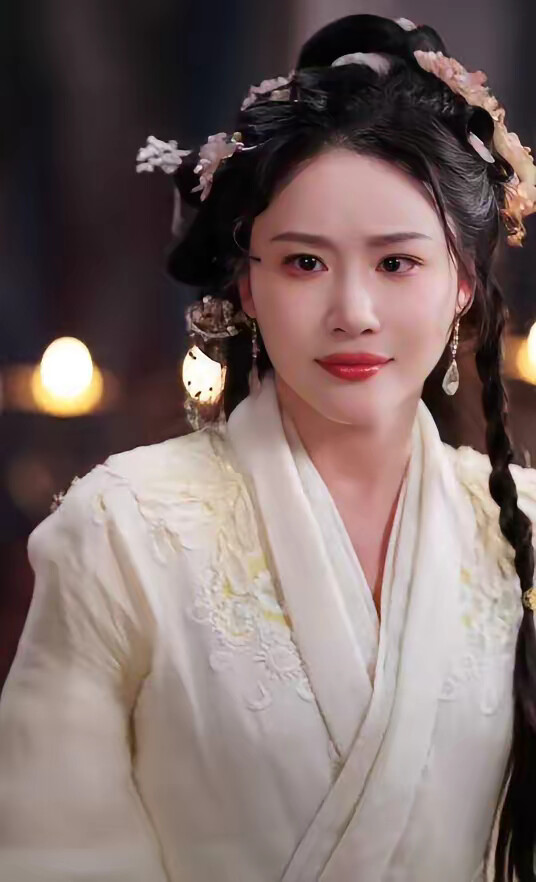 《昭昭明月探君心》剧照