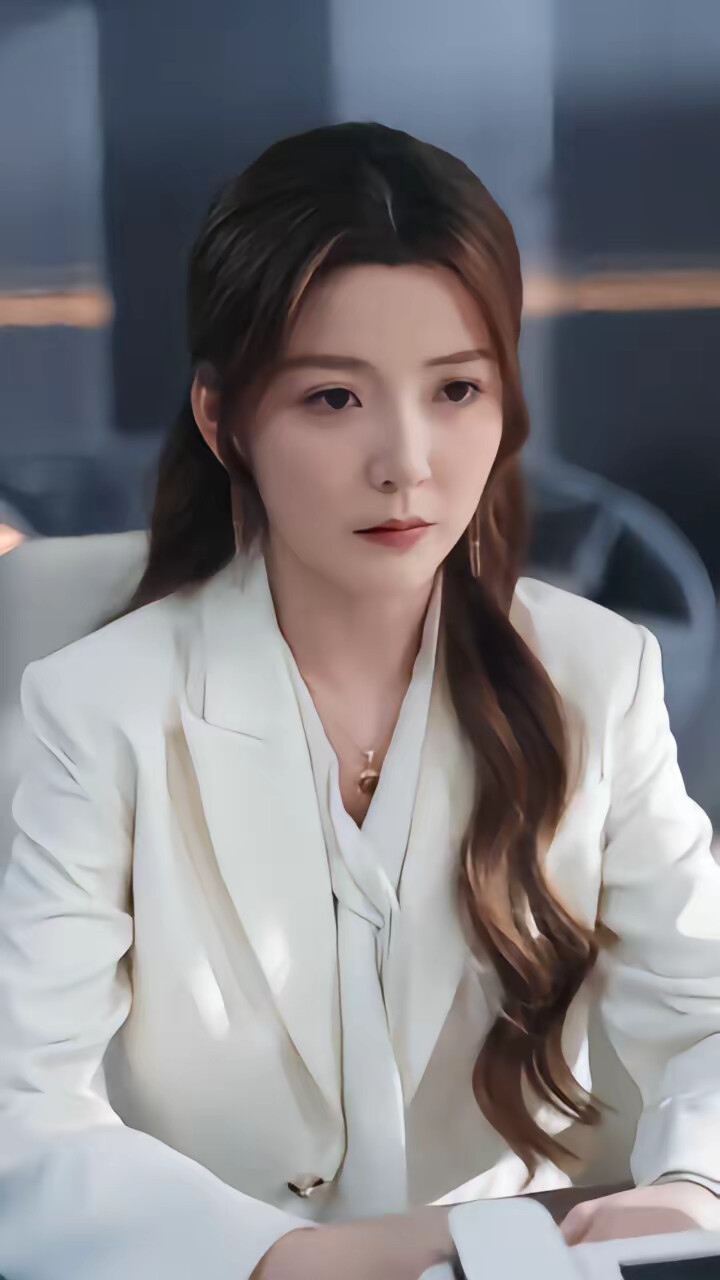 《你一个企业家，亲自给顾客开车门》剧照