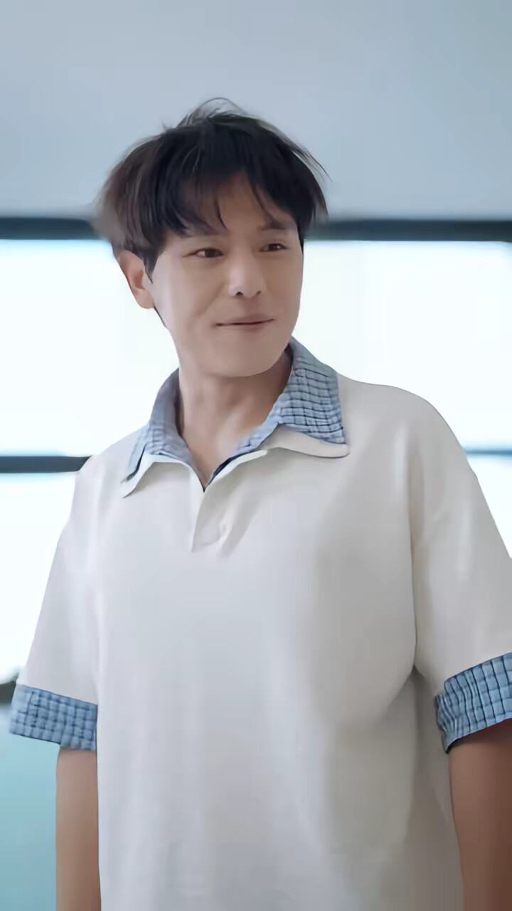 《每天一个情报，从大学开始致富》剧照