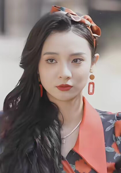 《重生八零：携妻共创商业帝国》剧照