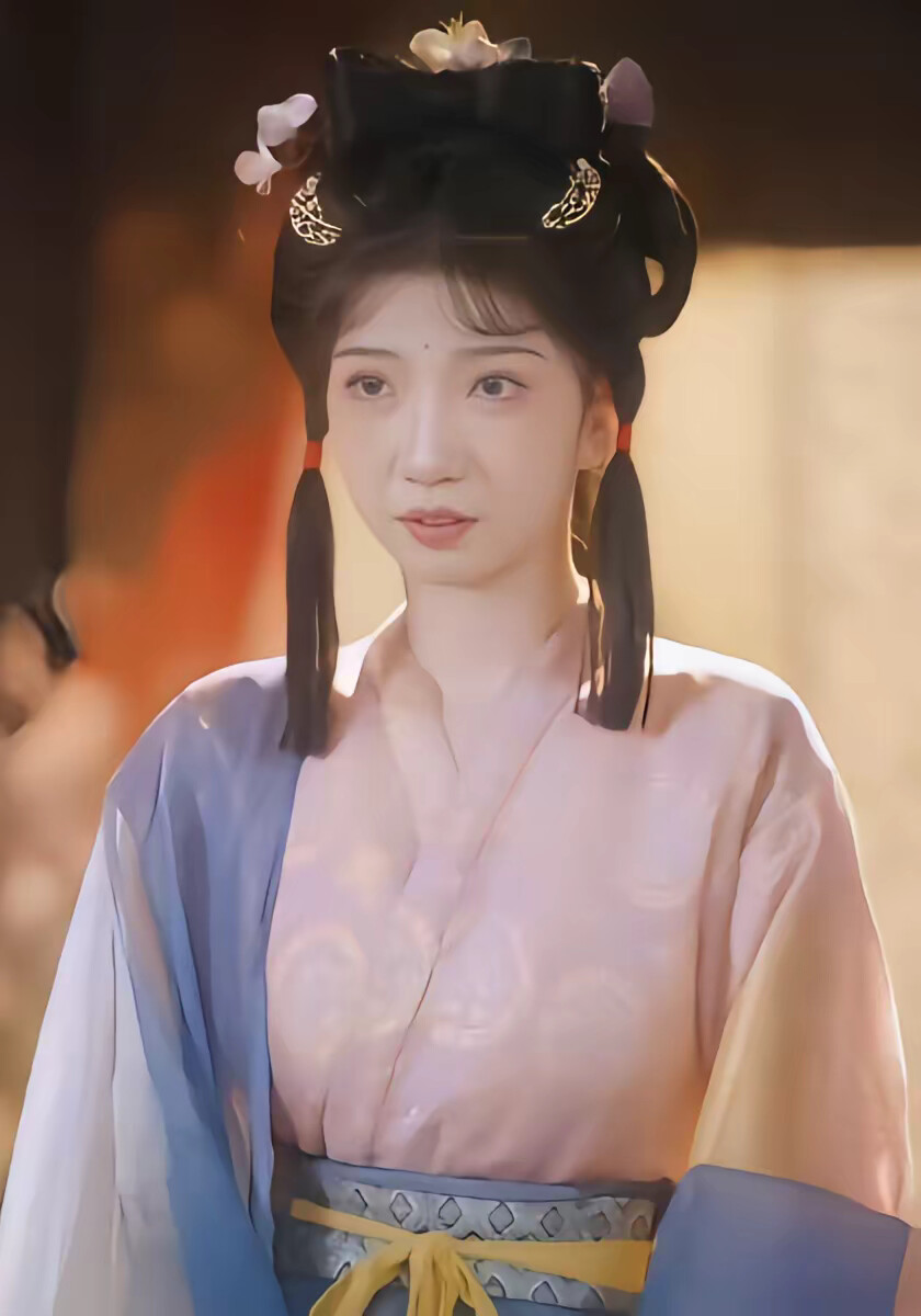 《别等了，我家夫君登基了》剧照