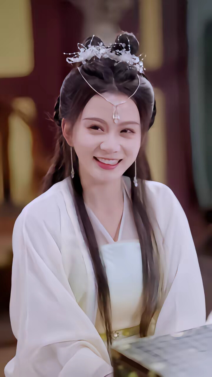 《仙尊师傅太诱人》剧照