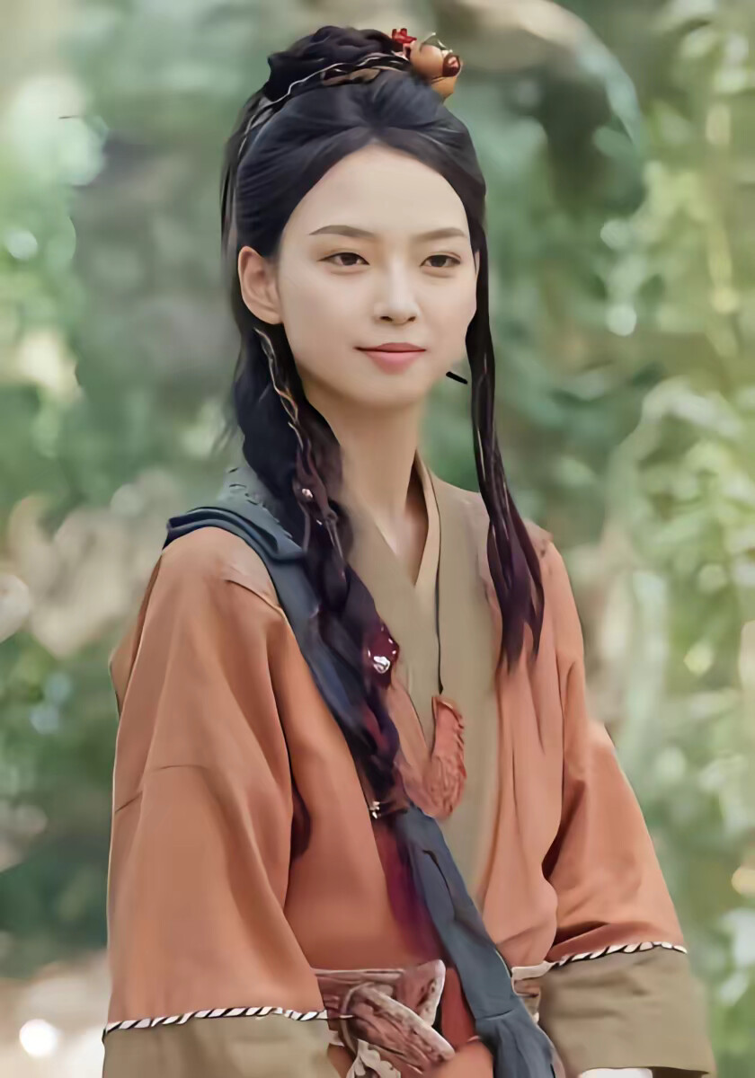 《我在荒年收古董》剧照