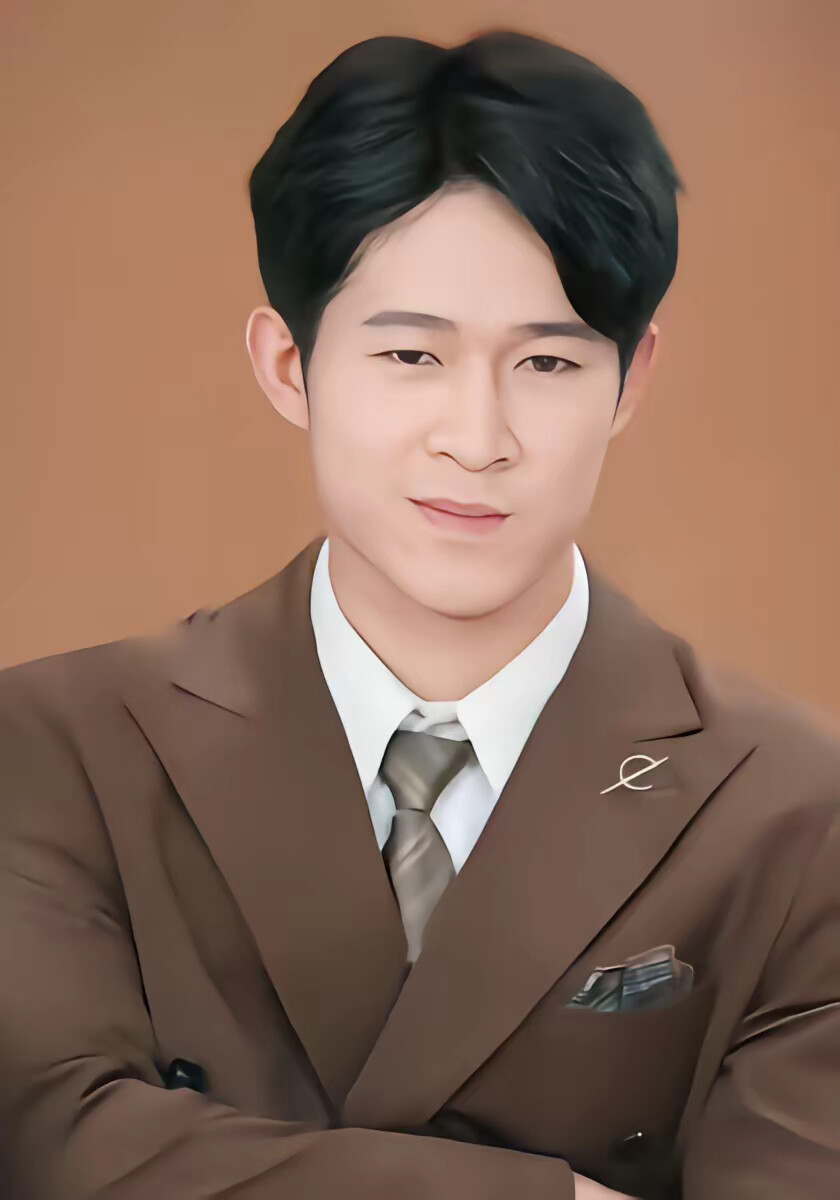 《拍卖会后，嫁给死对头》剧照