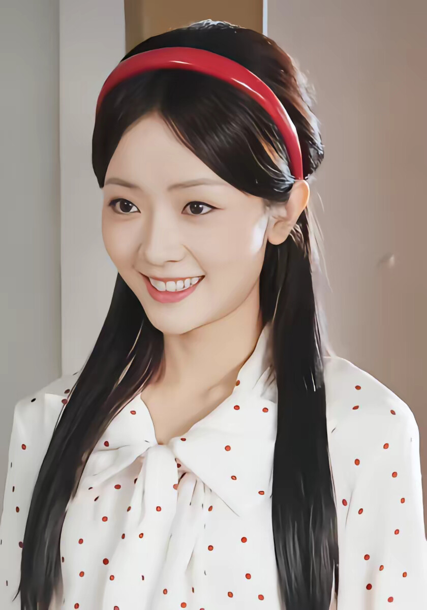 《魂穿七零，抢个厂长当老公》剧照