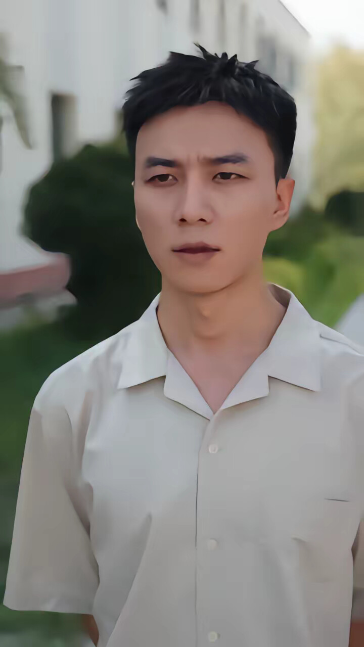 《结婚三年不见面，冷面老公离婚吧》剧照