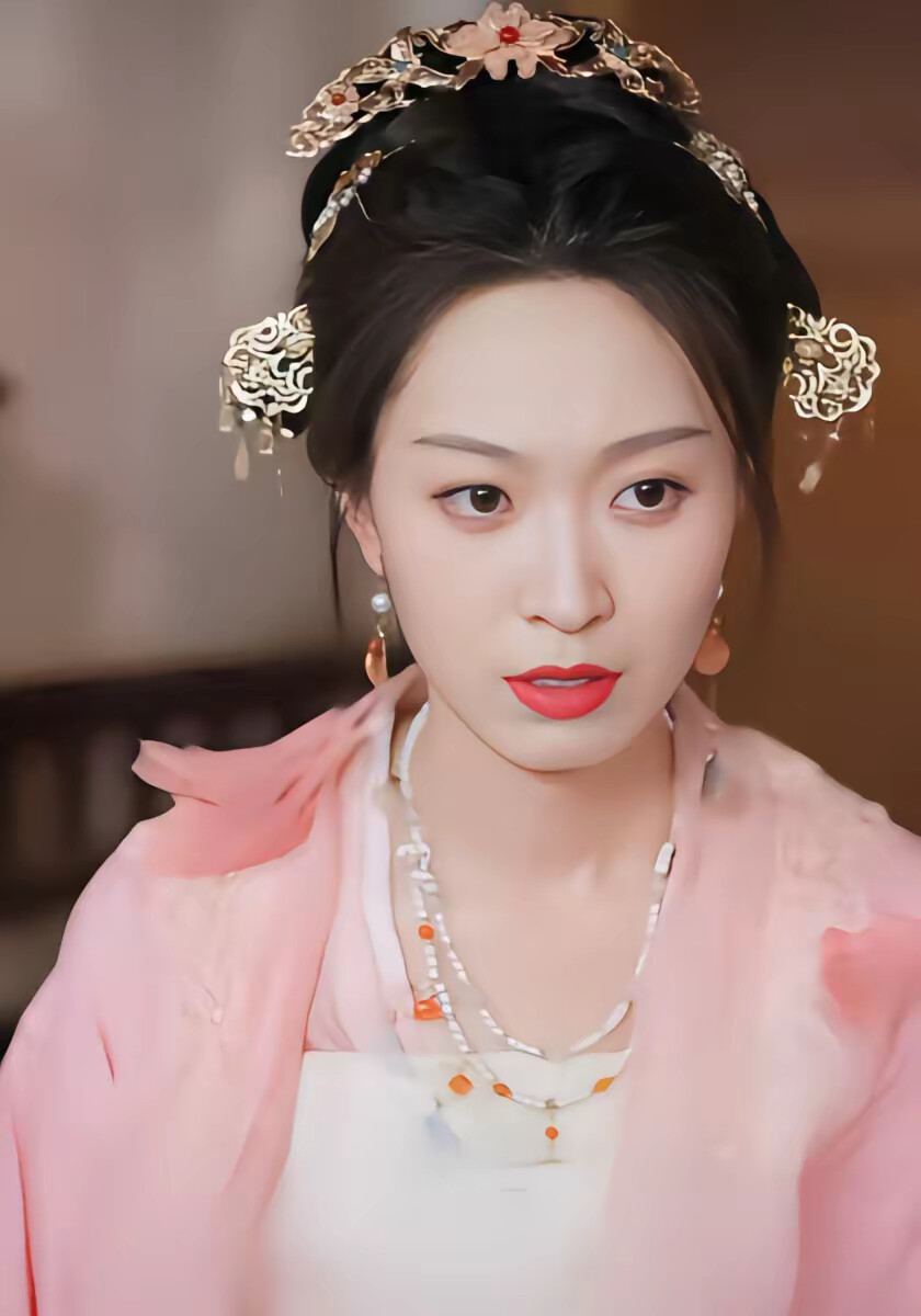 《前夫娶平妻，我带空间凤临天下》剧照