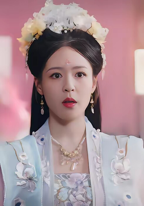 《穿越当天，世子爷要以身相许》剧照