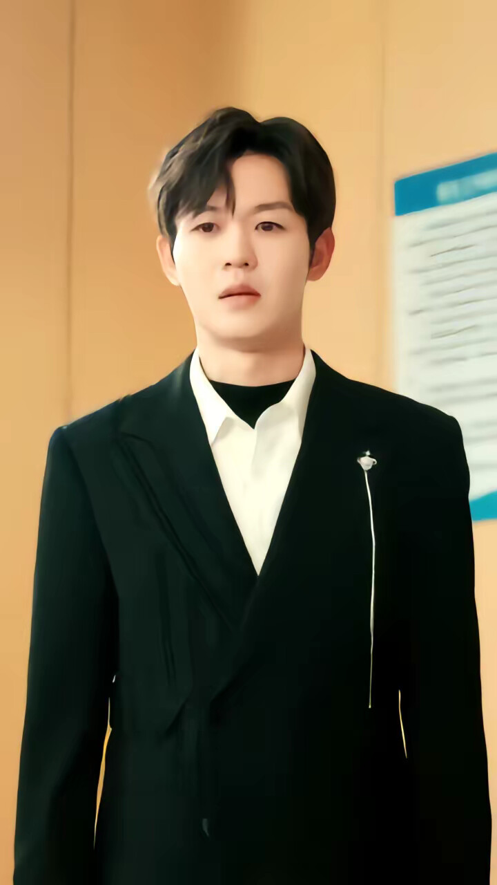 《长眠后三个哥哥为我白了头》剧照