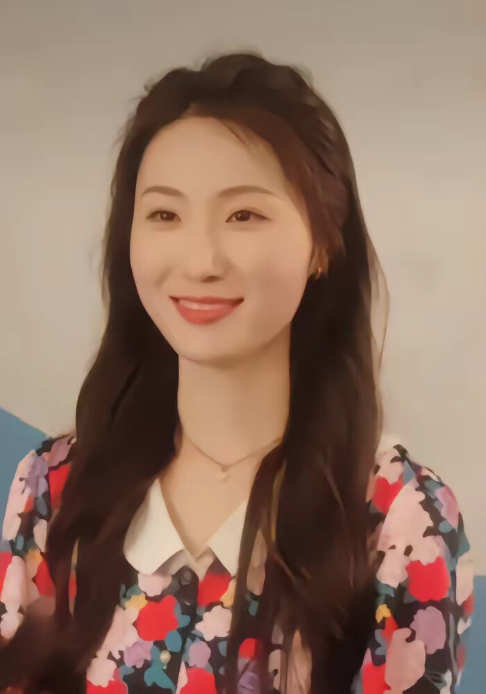 《前夫处处护青梅，搬空全家去下乡》剧照