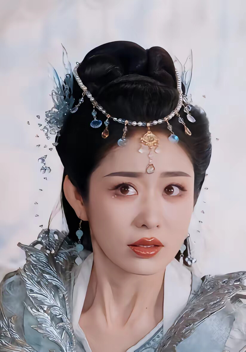 《凤舞九天，涅槃重生》剧照