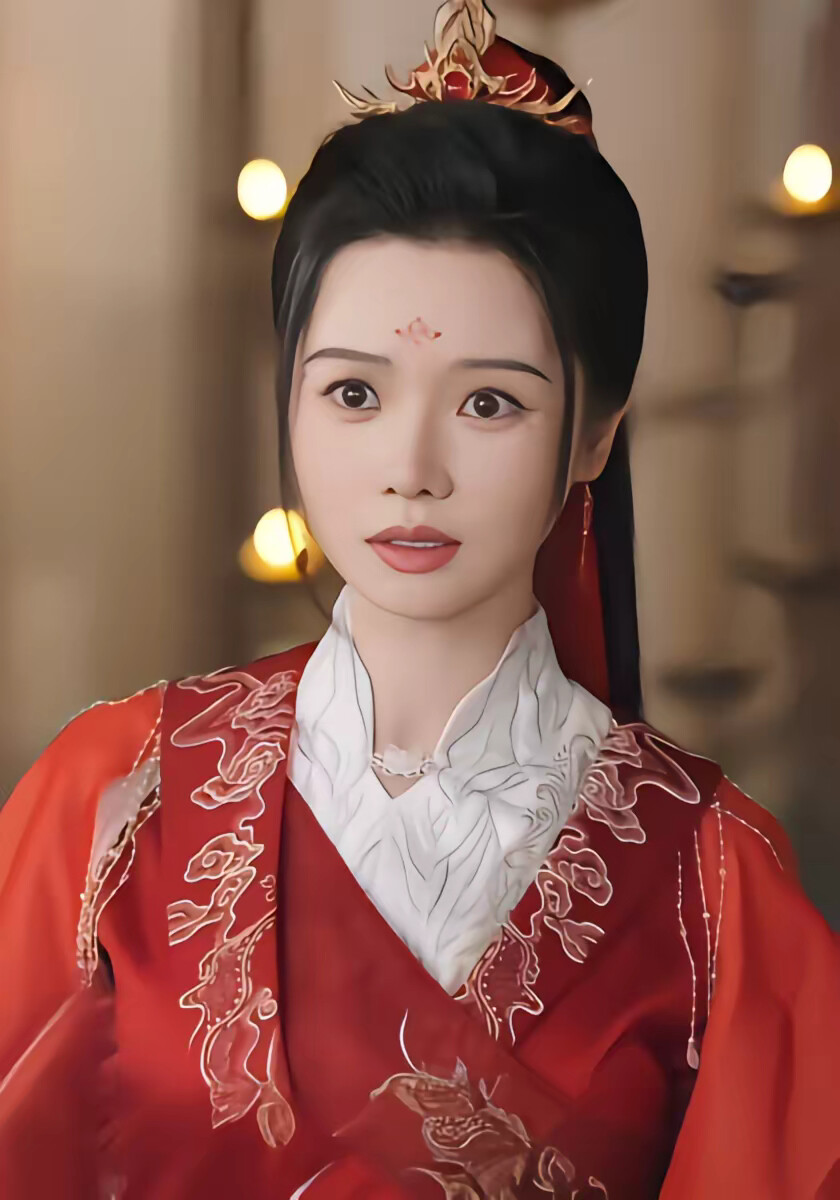 《上交亿倍灵石入宗，吓坏女帝师尊》剧照