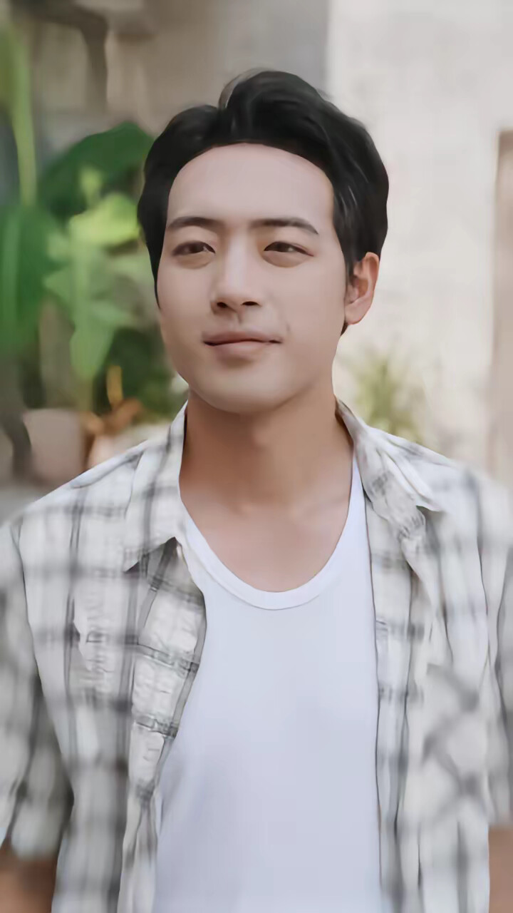 《重生八零带娃闪婚冷面厂长》剧照