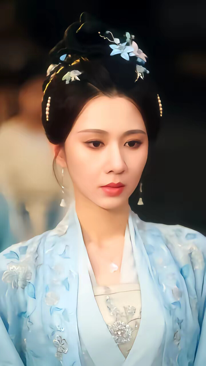 《花轿临门她拒嫁，只盼故人归》剧照