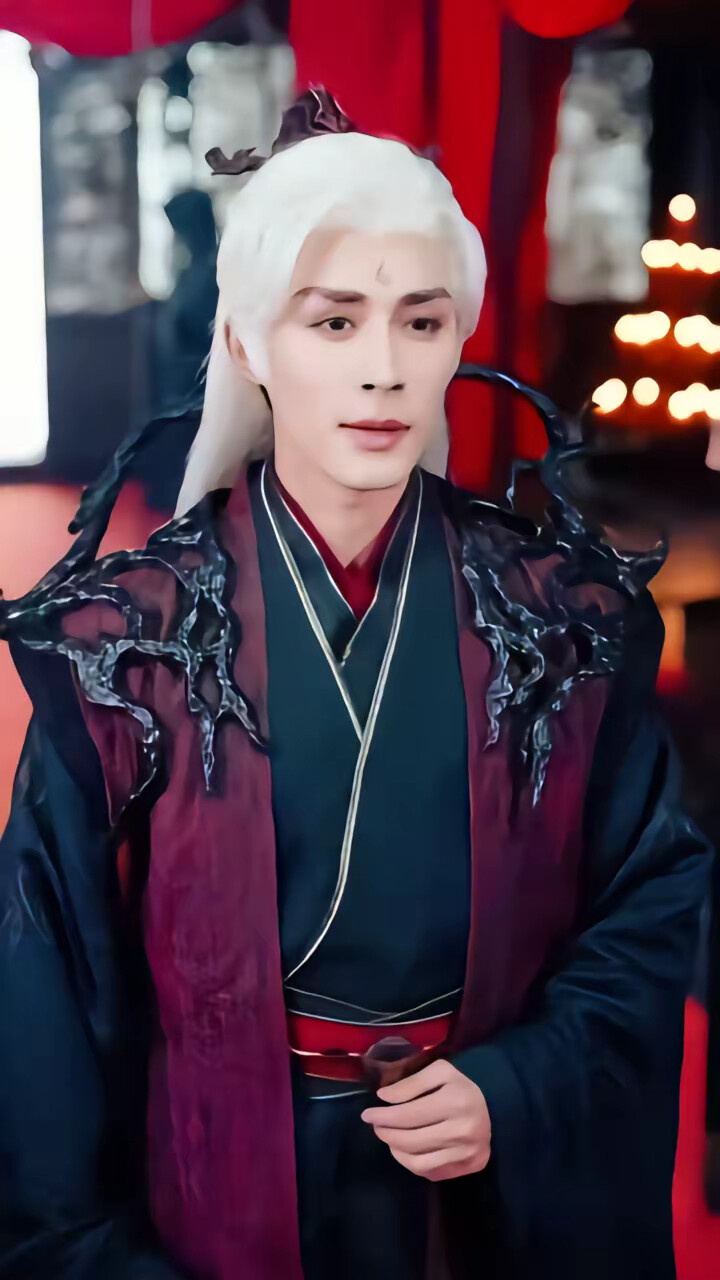 《许我春朝应白首》剧照