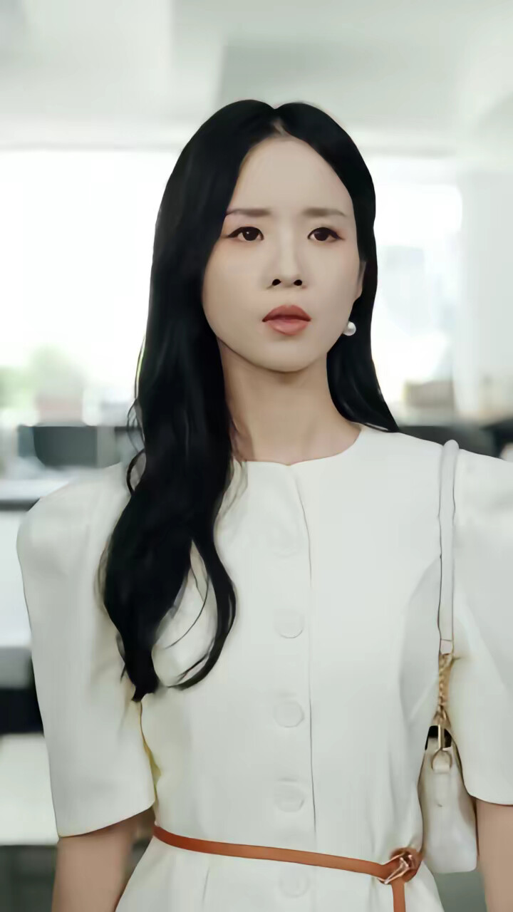 《鸡占凤巢》剧照