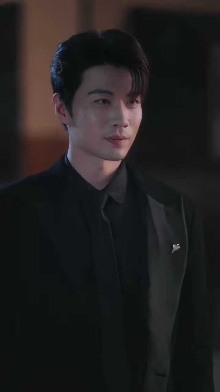 《玫瑰于灰烬中重绽》剧照