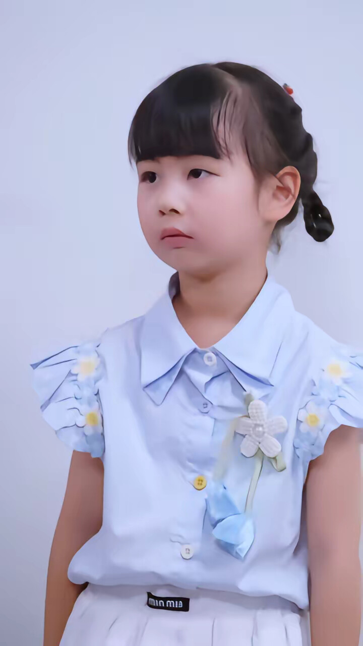 《小股神驾到，坏人通通都闪开》剧照