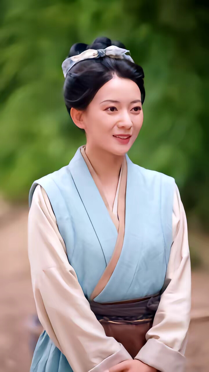 《睁眼成极品婆婆，囤粮囤肉度饥荒》剧照