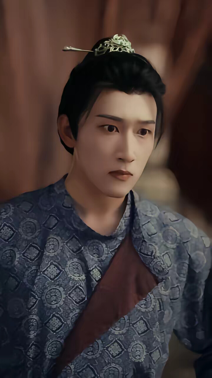 《族长凶猛，我等族人务必努力》剧照