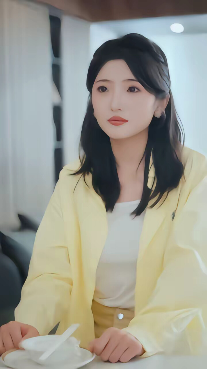 《联姻当天被抛弃，转身嫁给白月光》剧照