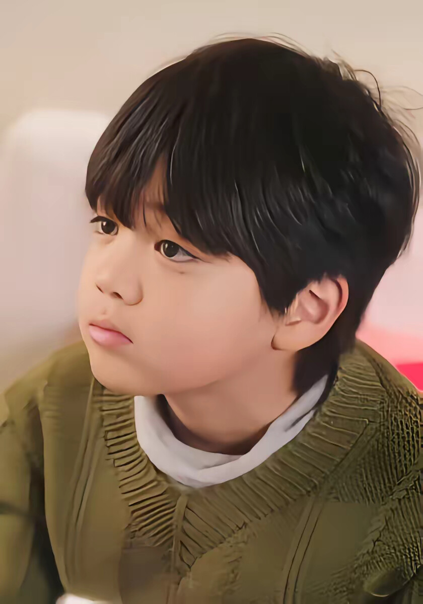 《前夫处处护青梅，搬空全家去下乡》剧照