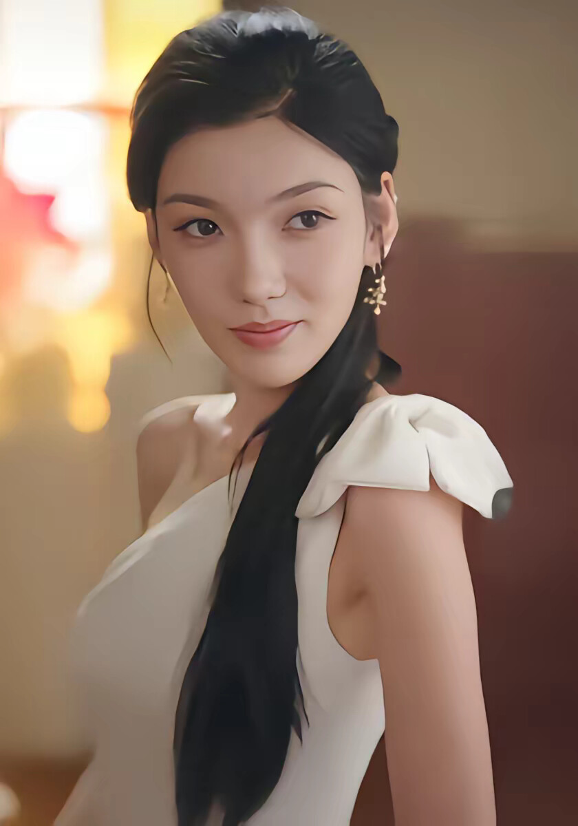 《刚分手，被姐姐拉去相亲》剧照