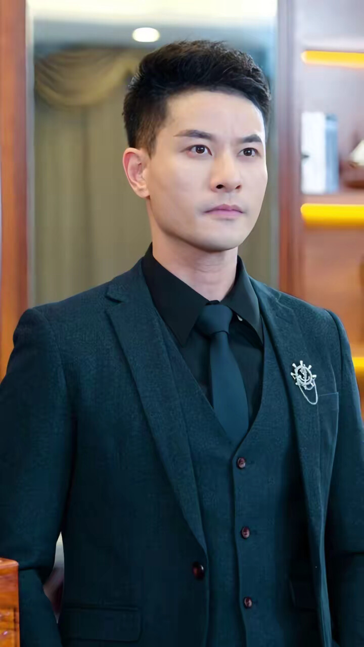 《花都极品狂神》剧照