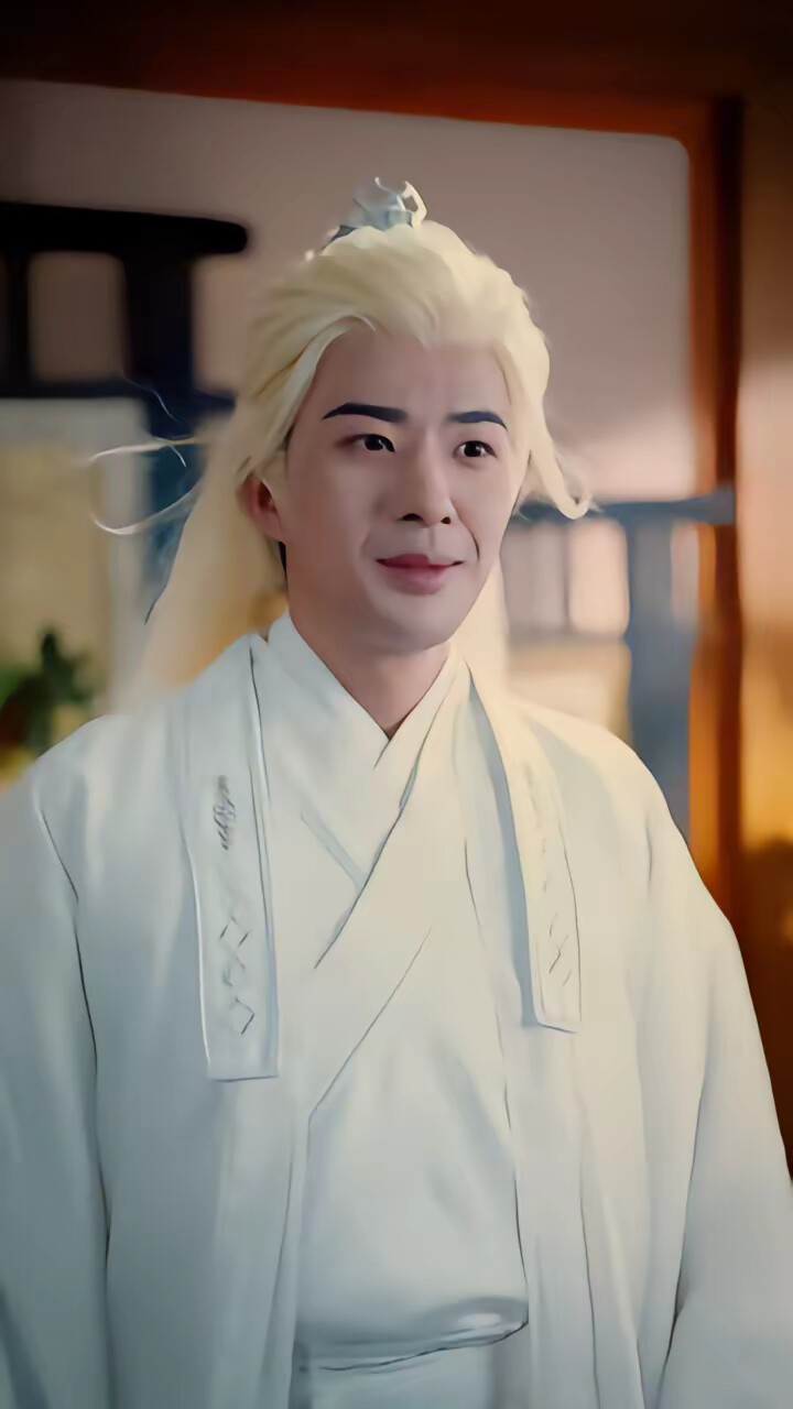 《家族太无敌，逼得系统黑化升级》剧照