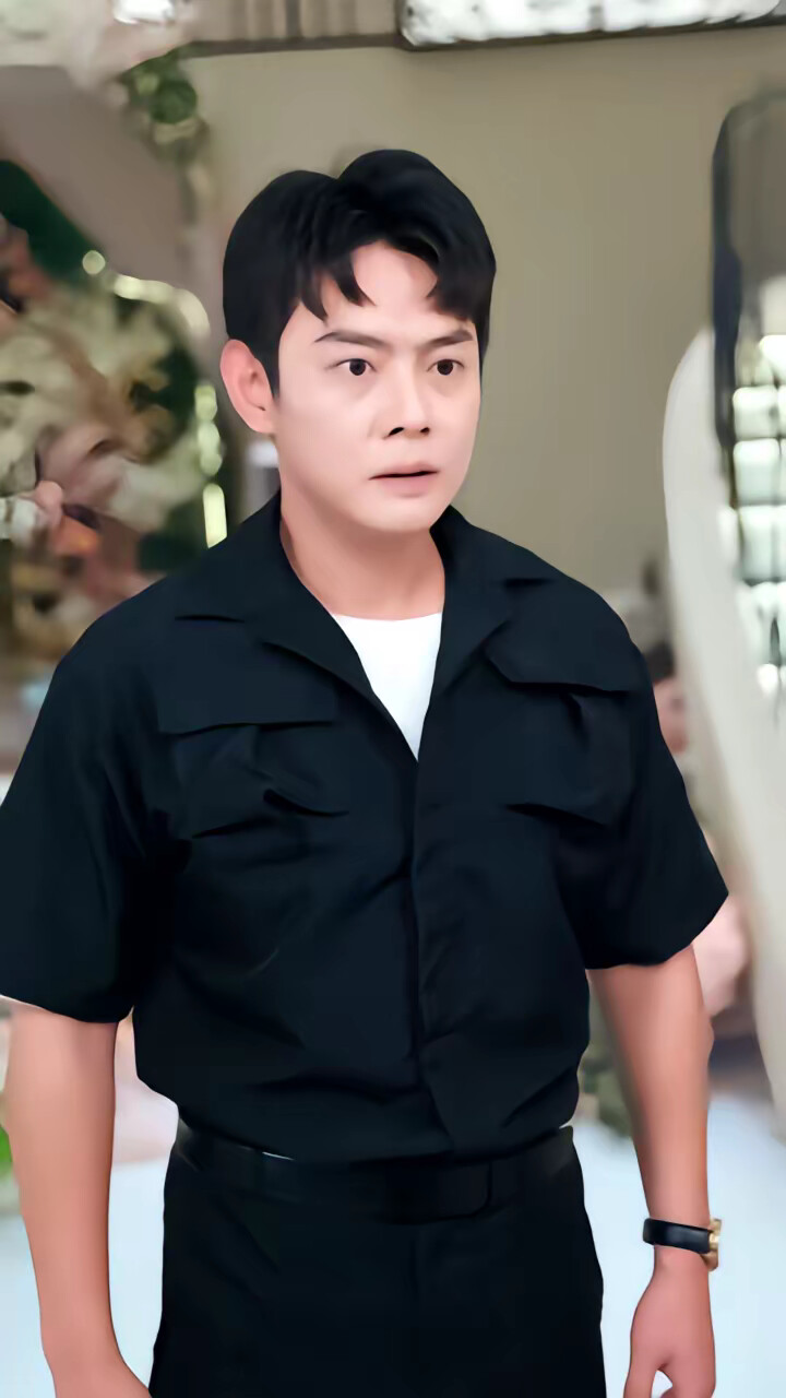 《我应聘保镖，总裁你咋当众求婚》剧照